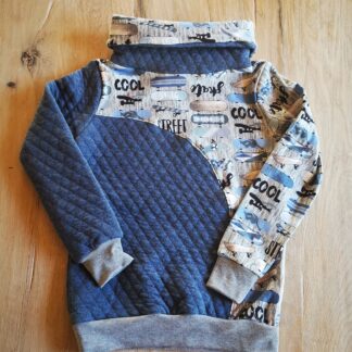 Hoodie Gr. 110/116 blau/Skateboard